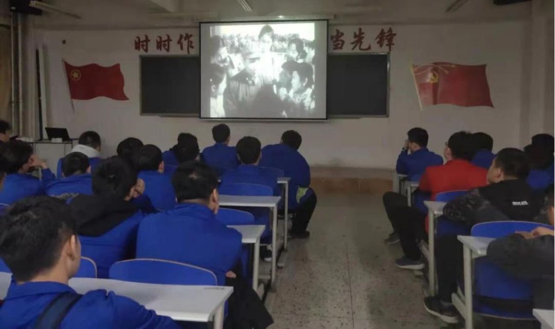 雷锋精神在高手坛的现代传承，以爱与奉献点亮网络世界雷锋高手论坛开奖结果