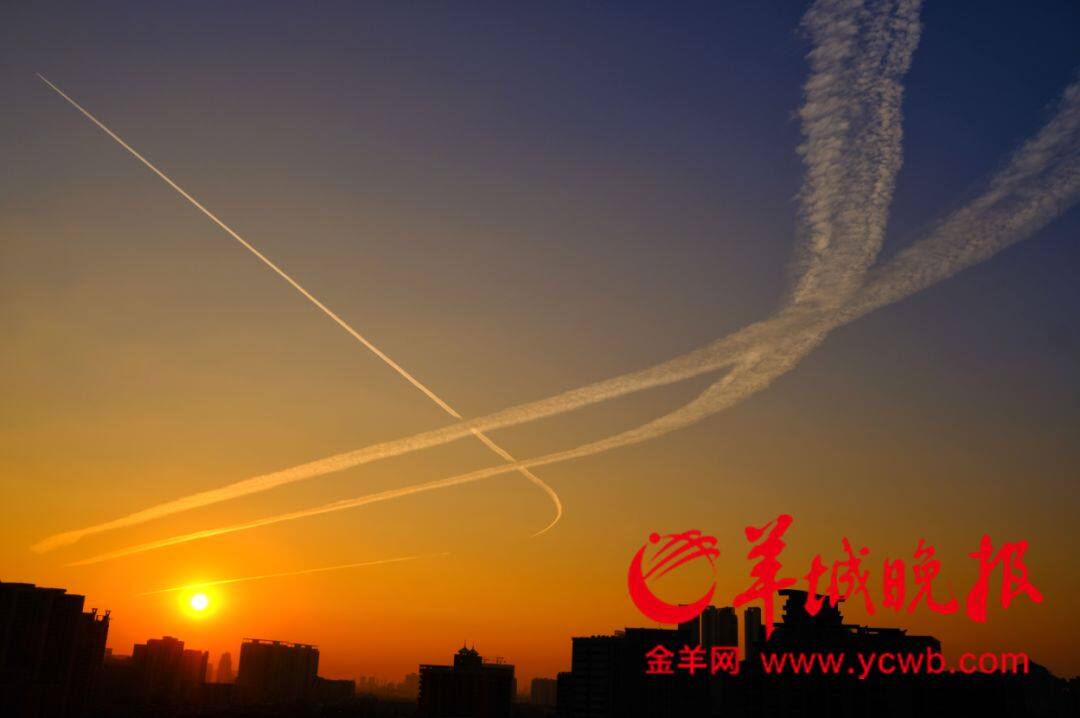 天下彩天空彩旧版免费+新闻