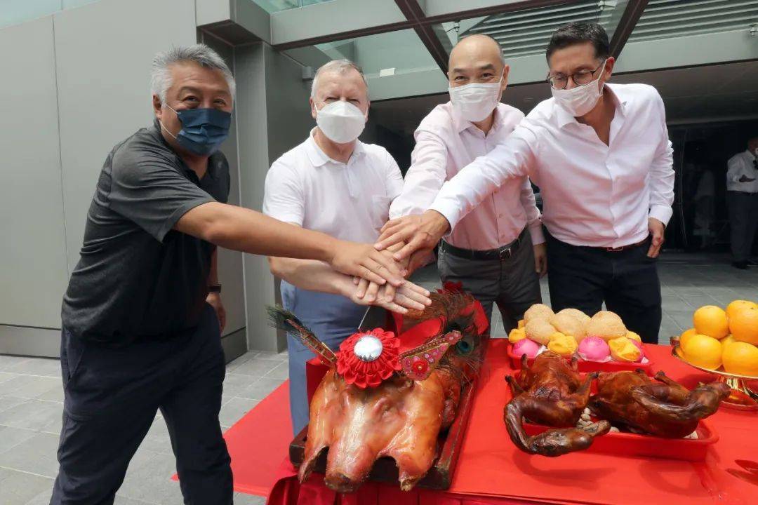现场直击,香港开马会精彩瞬间—一场视觉与激情的盛宴香港开马开奖现场直播中彩论