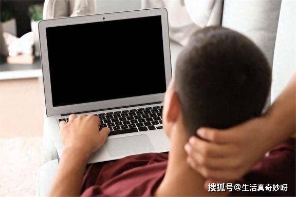 白小姐三肖预测的神秘面纱—揭开一期一娇背后的真相白小姐三期选一肖期期准