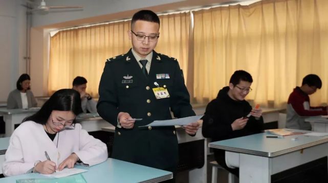 军对面向社会招聘专业技能岗位文职人员报名系统，开启新篇章的桥梁军对文职考试网
